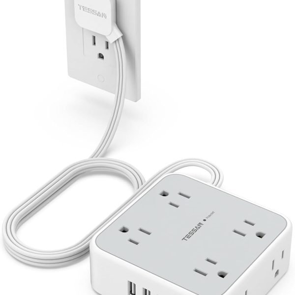 Surge Protector Flat Extension Cord Flat Plug Power Strip, 8 AC Outlets, 3 USB Charger(1 USB C Port) 3-Sided Outlet Extender, 5 Ft, 900 Joules Protection, Office Supplies, Dorm Room Essentials, Grey